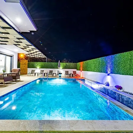 Villa Ece Fethiye Seydikemer Kemer (Menekse Mahallesi)